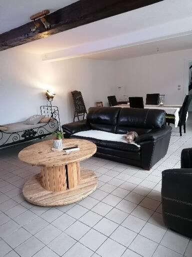 Lola Apartman Montigny-Sur-Crecy Kültér fotó